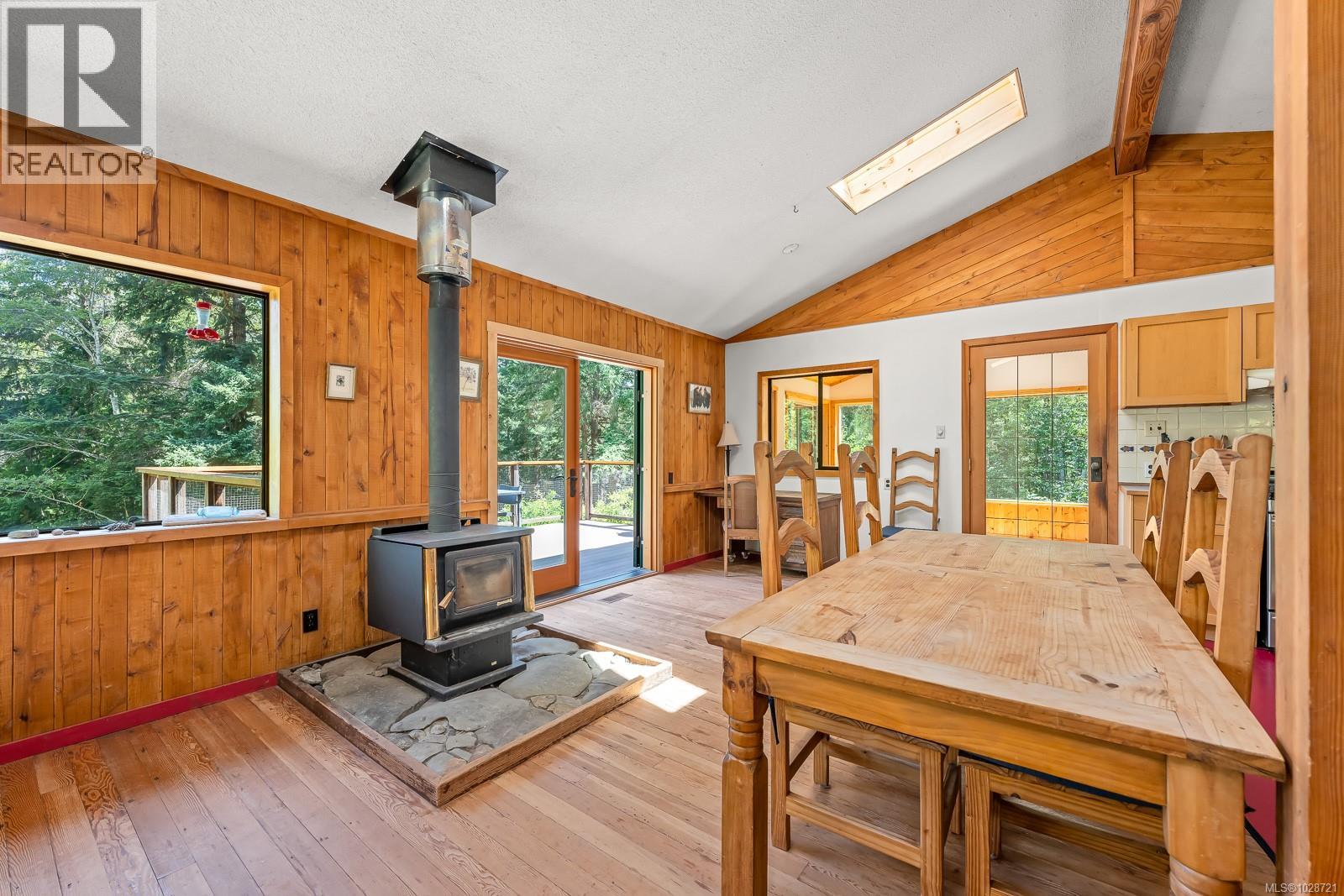 9900 Greenhill Rd - 8