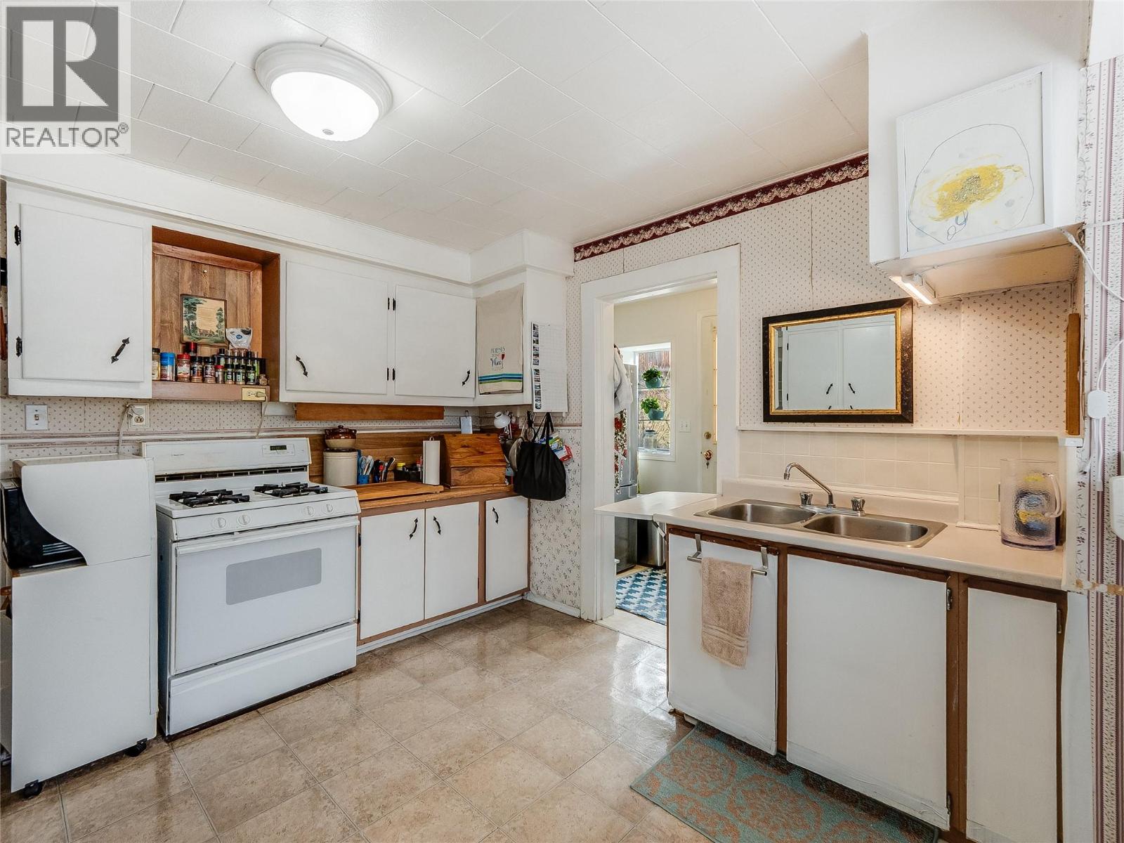 824 Carbonate Street, Nelson