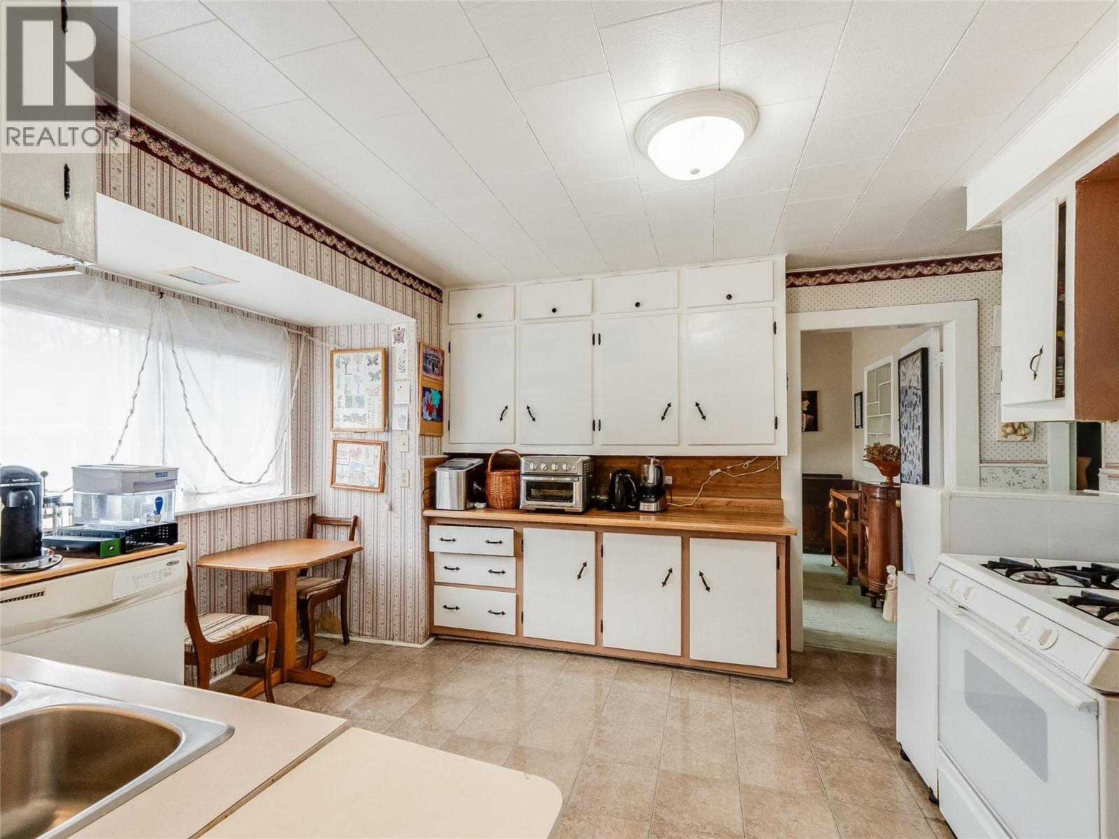 824 Carbonate Street, Nelson