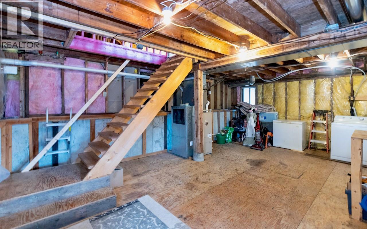 7547 Golden Spur Trail, Anglemont