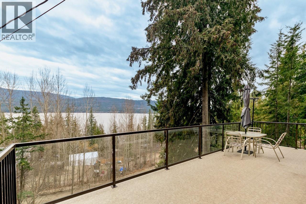 7547 Golden Spur Trail, Anglemont