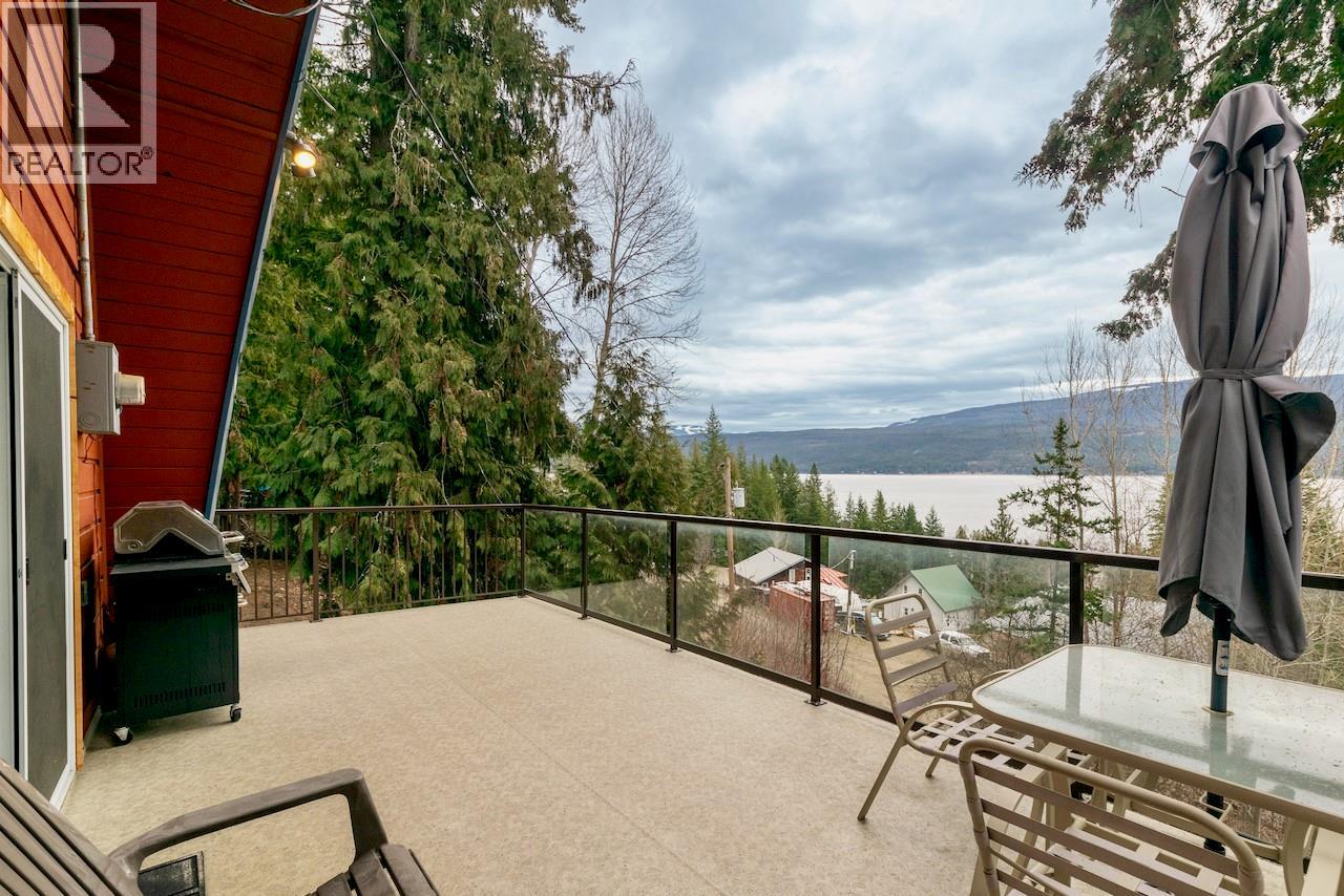 7547 Golden Spur Trail, Anglemont