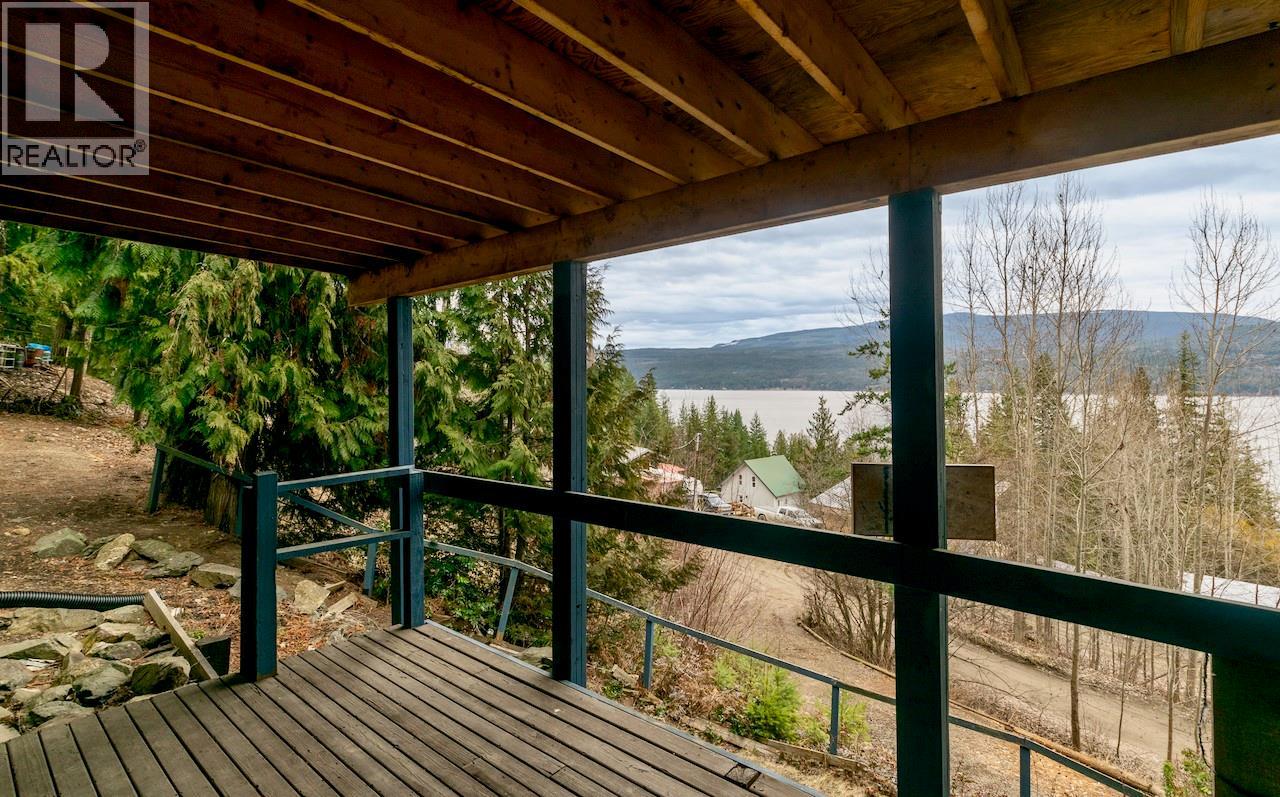 7547 Golden Spur Trail, Anglemont