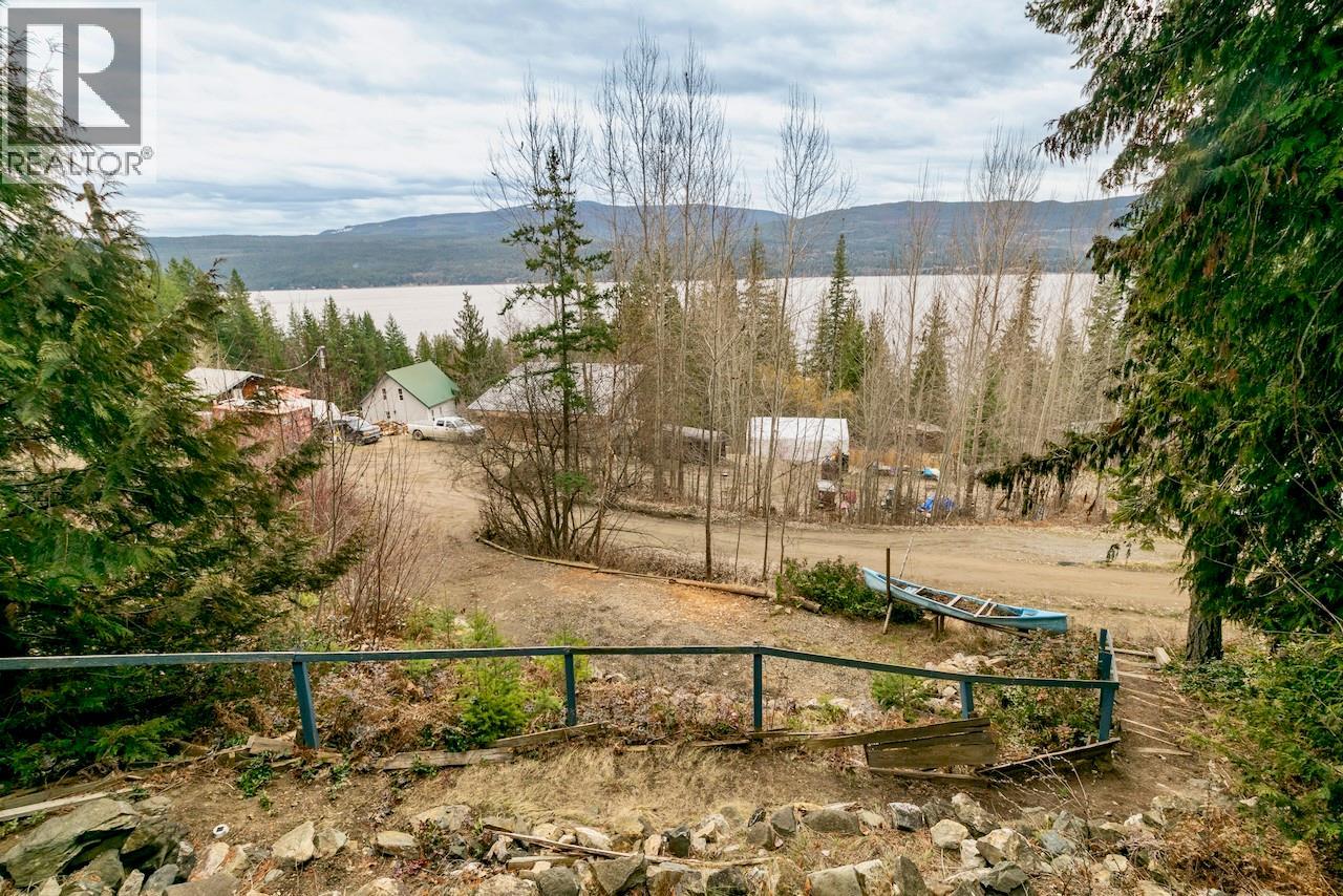 7547 Golden Spur Trail, Anglemont