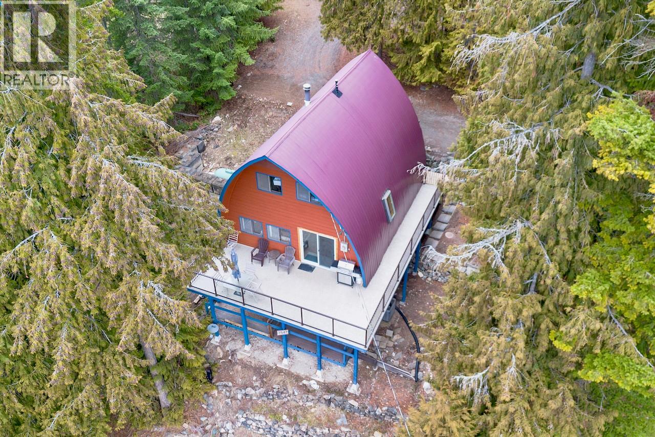 7547 Golden Spur Trail, Anglemont