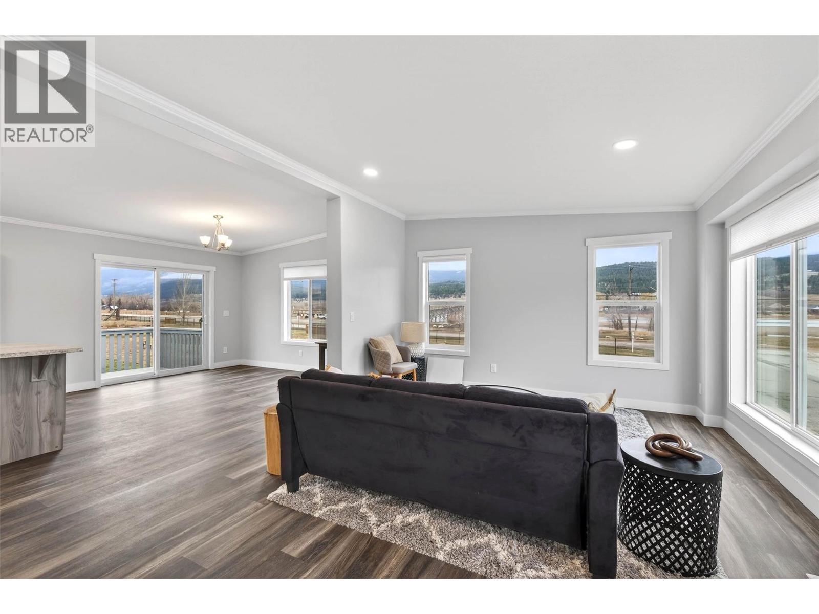 5005 RIVER Road Unit# 153, Pritchard