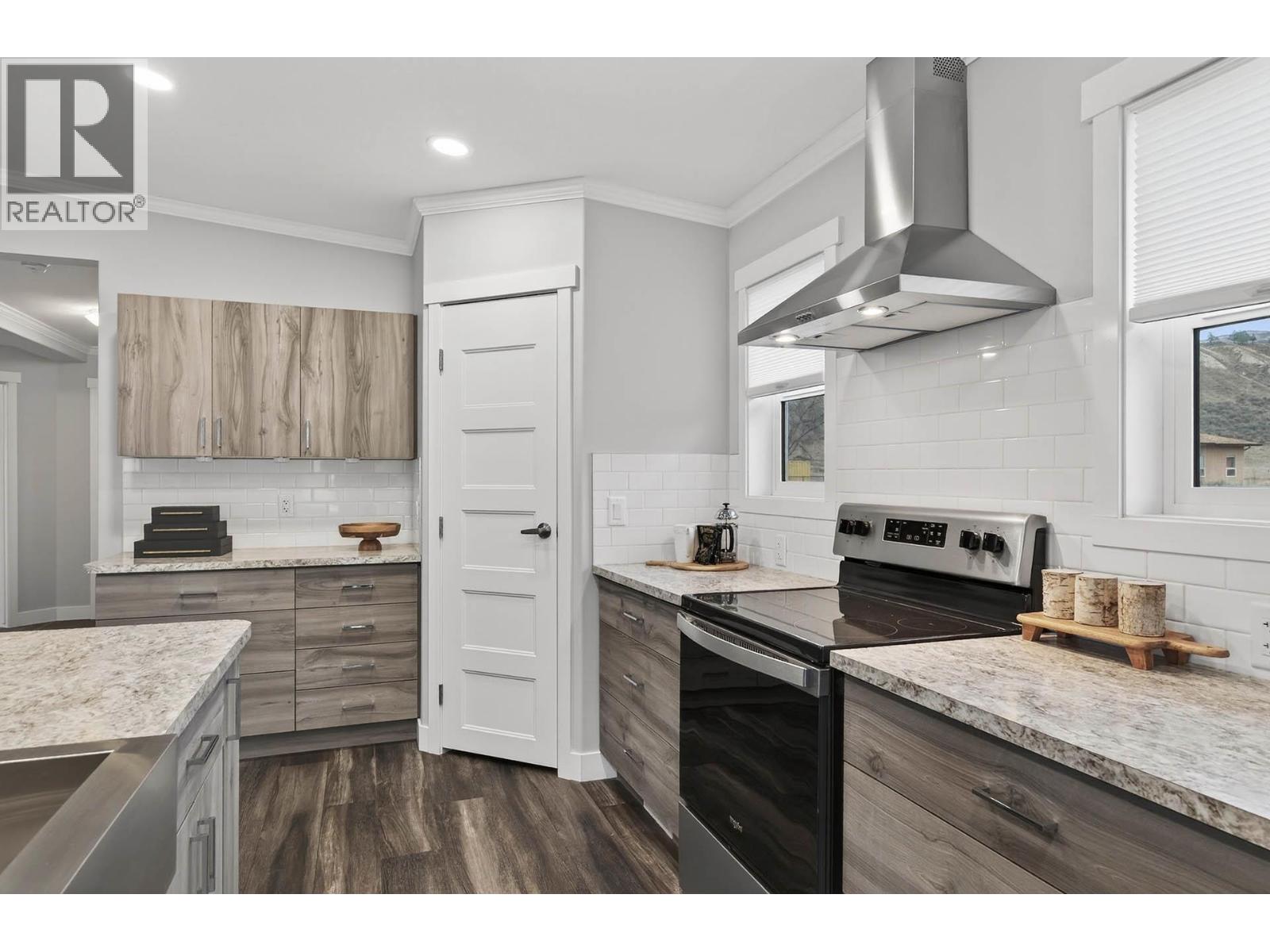 5005 RIVER Road Unit# 153, Pritchard