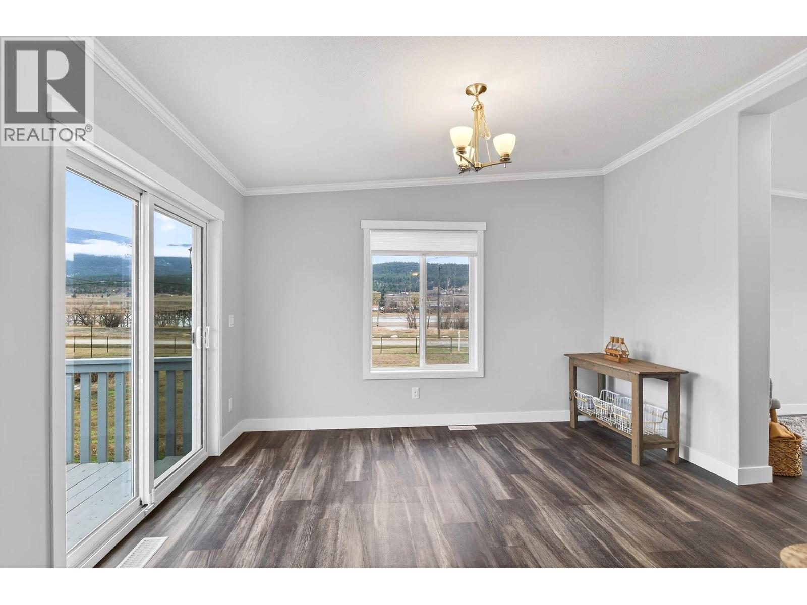 #153 5005 RIVER Road - 25