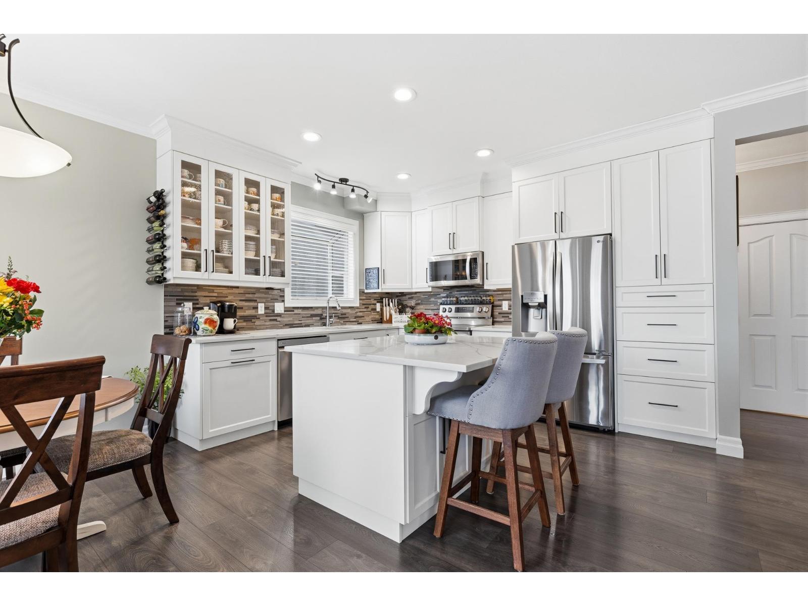 45368 WELLS Road - photo 2