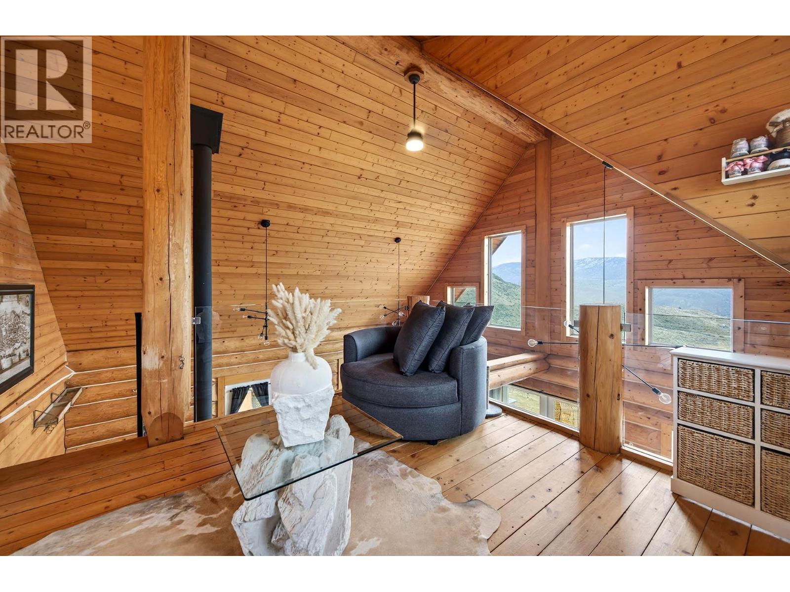 524 DEER Drive, Kamloops