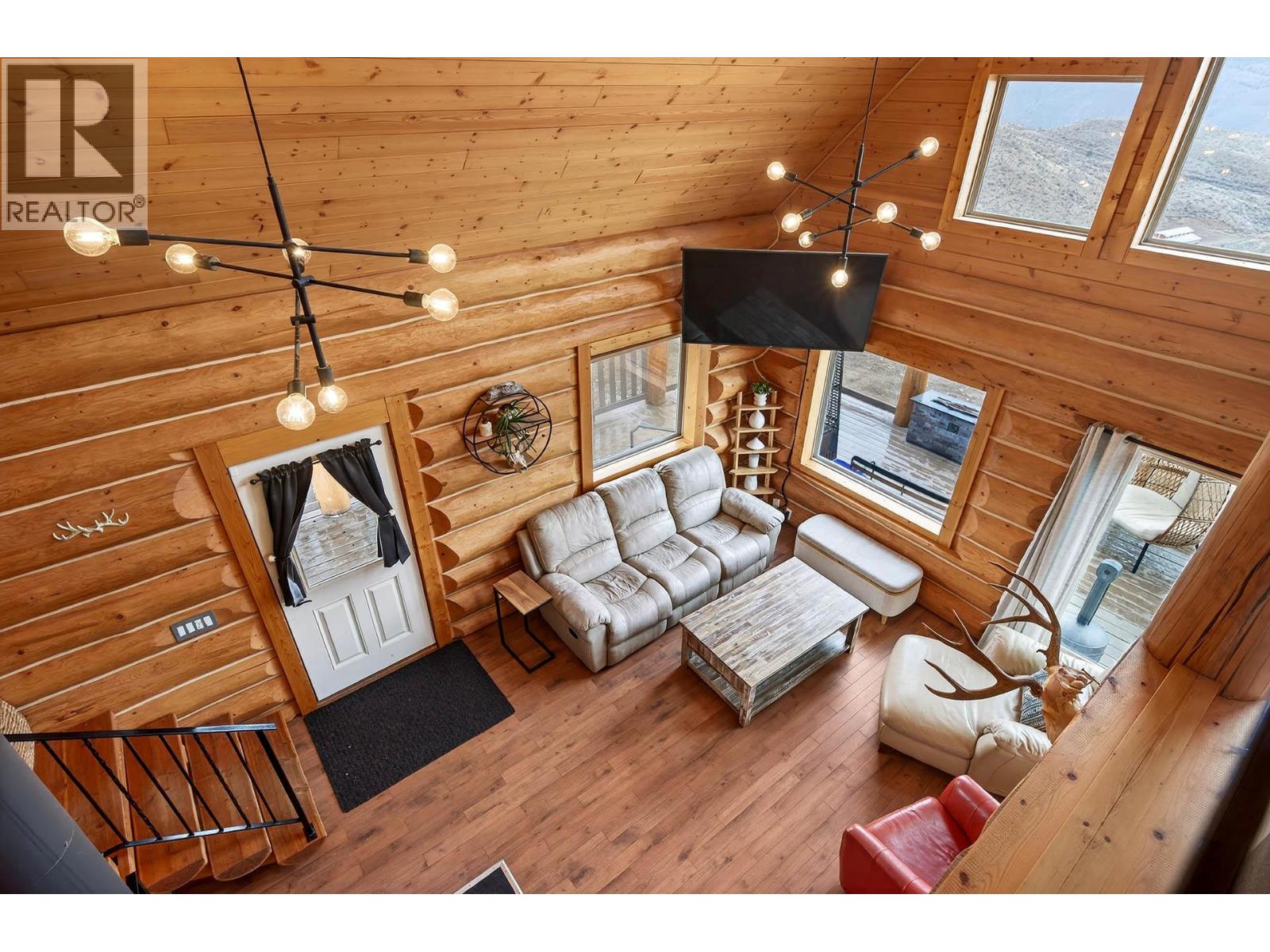 524 DEER Drive, Kamloops