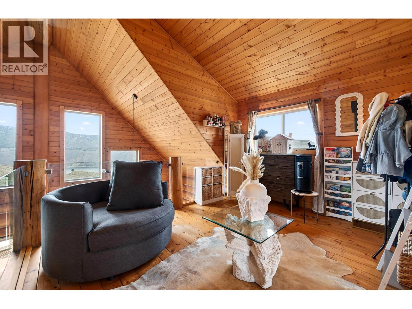 524 DEER Drive, Kamloops