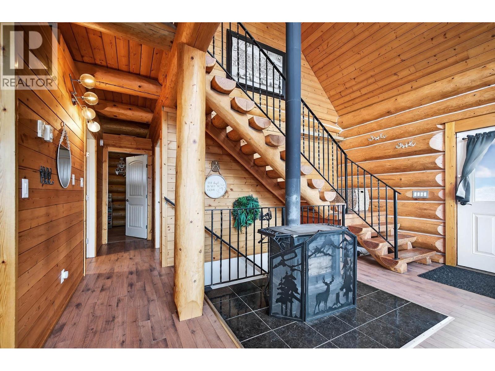 524 DEER Drive, Kamloops