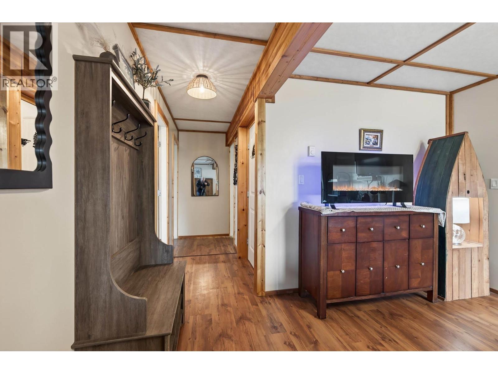524 DEER Drive - 55