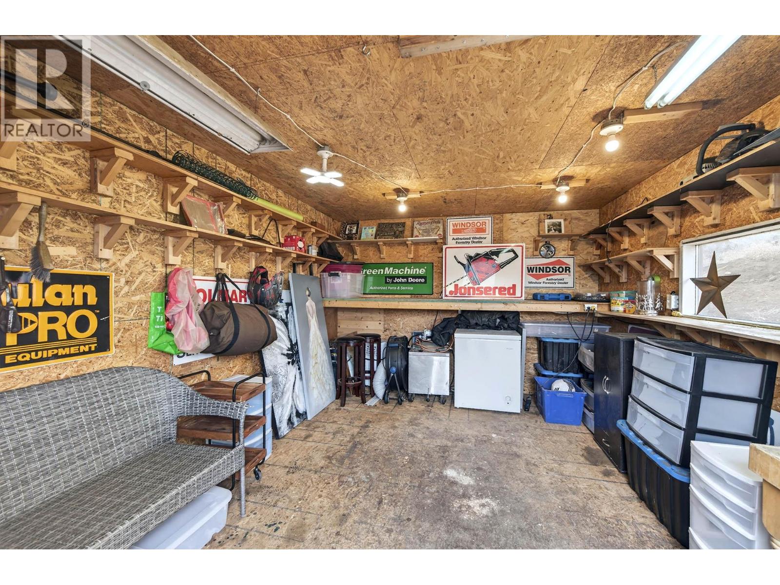 524 DEER Drive, Kamloops