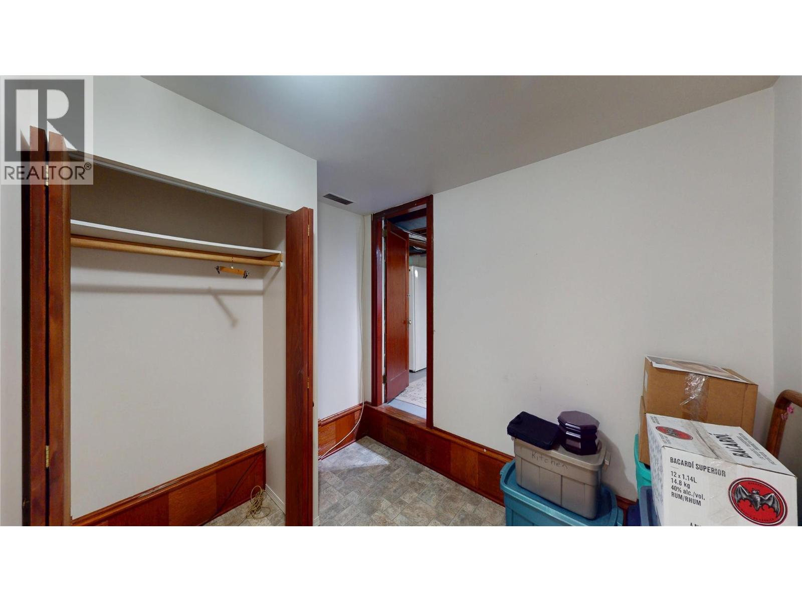 331 10th Avenue S, Cranbrook