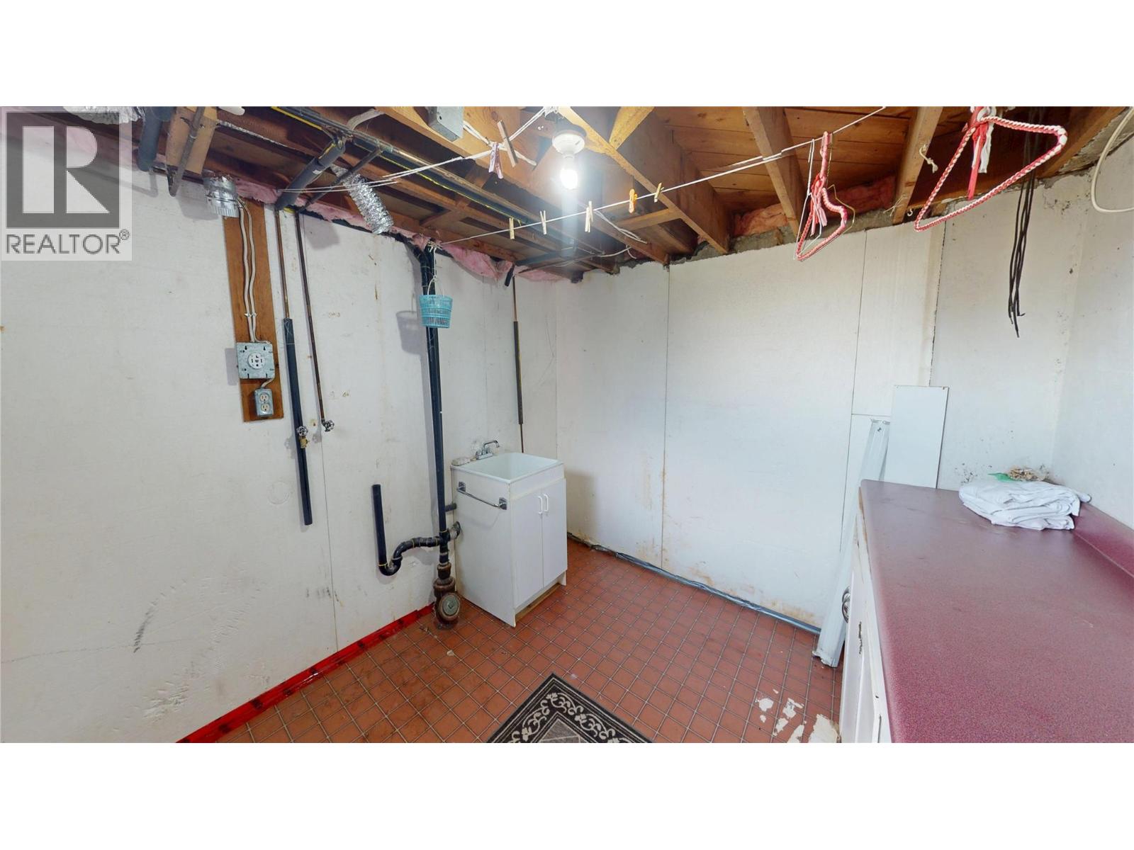 331 10th Avenue S, Cranbrook