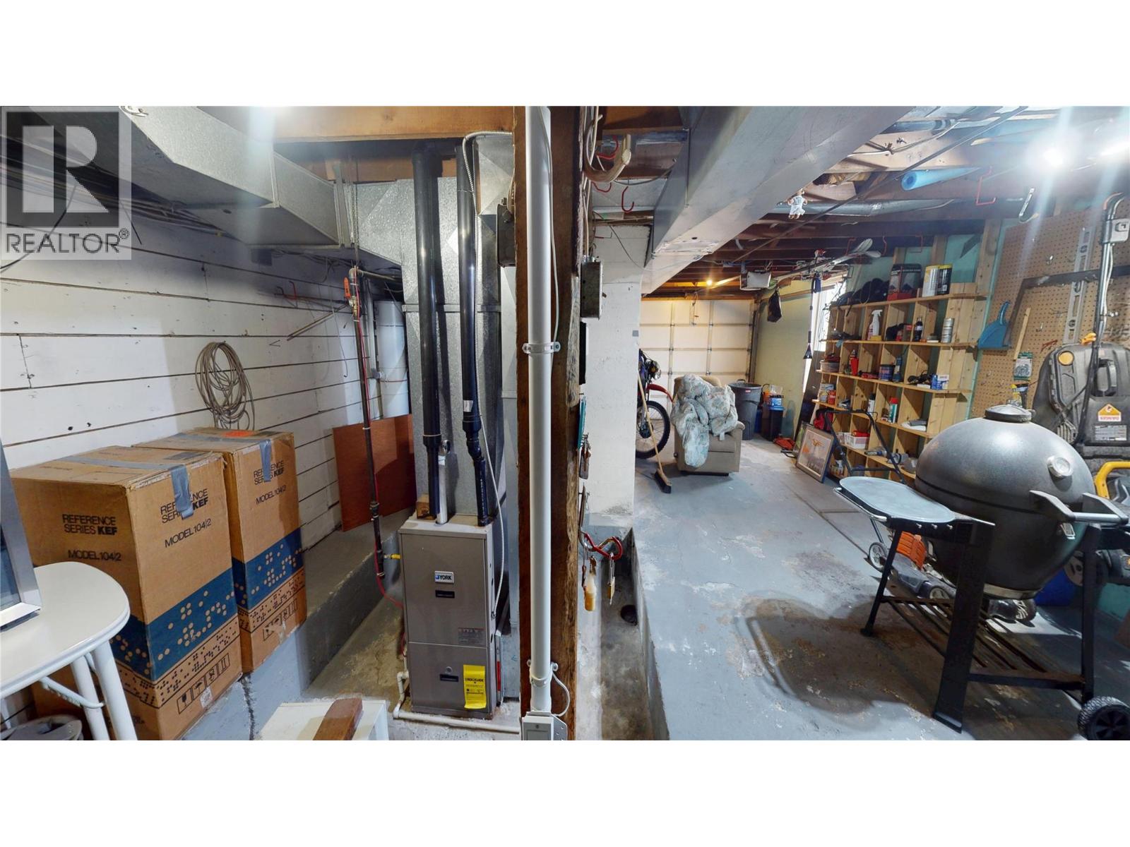 331 10th Avenue S, Cranbrook