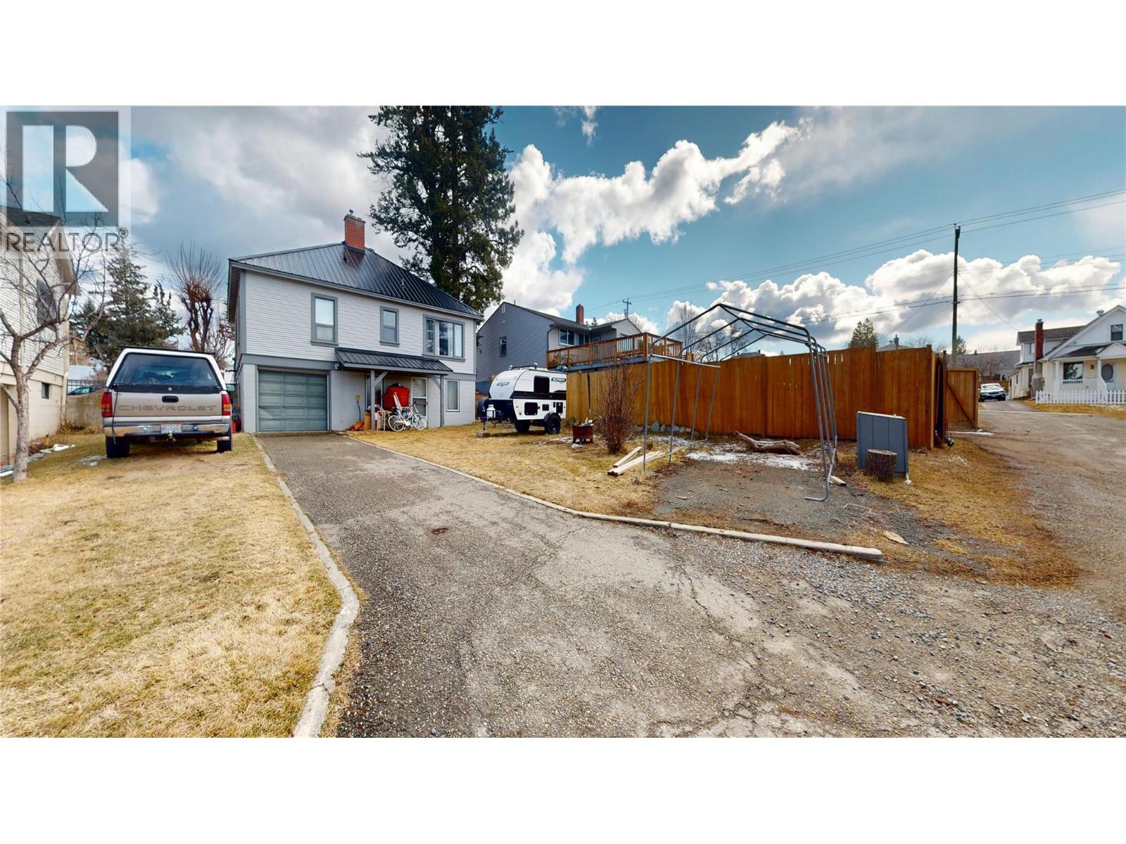 331 10th Avenue S, Cranbrook