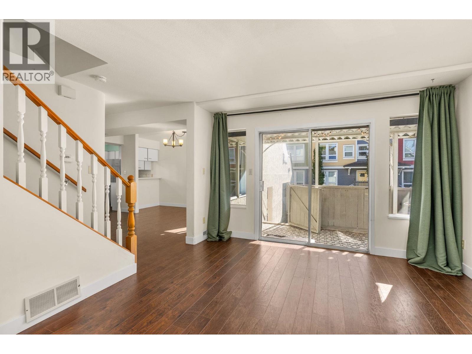 #5-4890 48 Avenue, Ladner