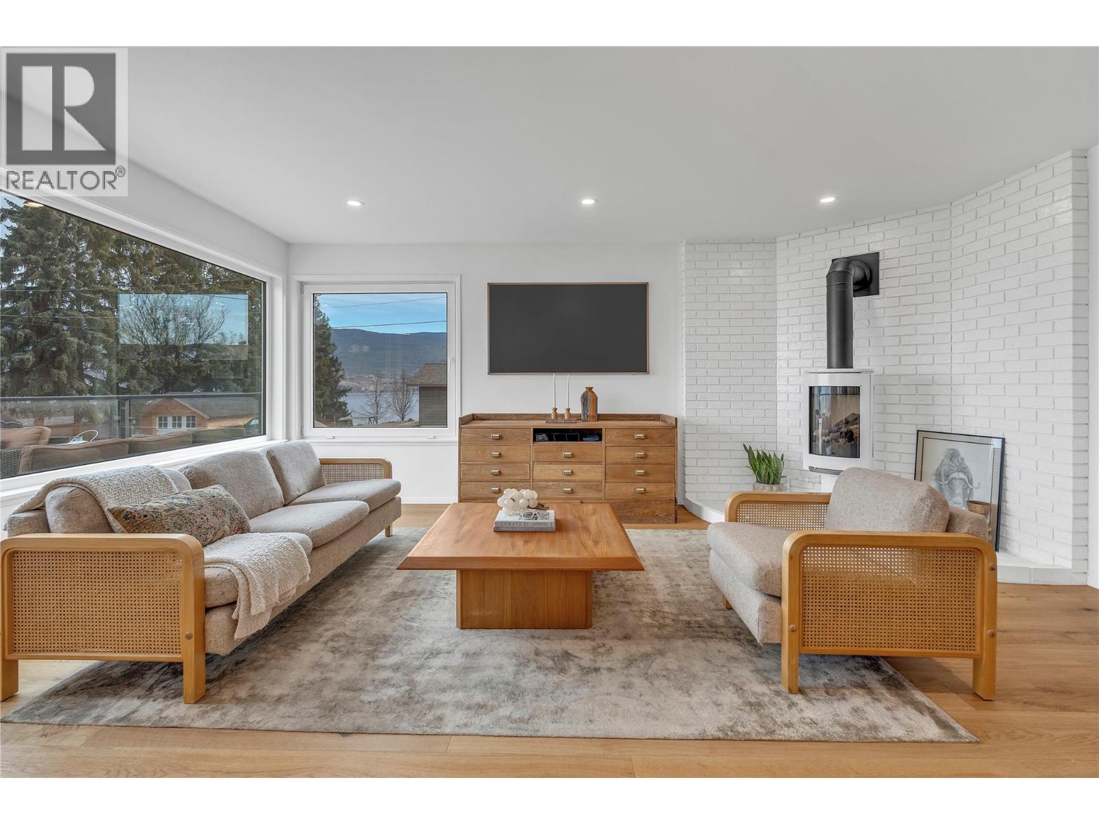 5100 Wilson Road, Summerland