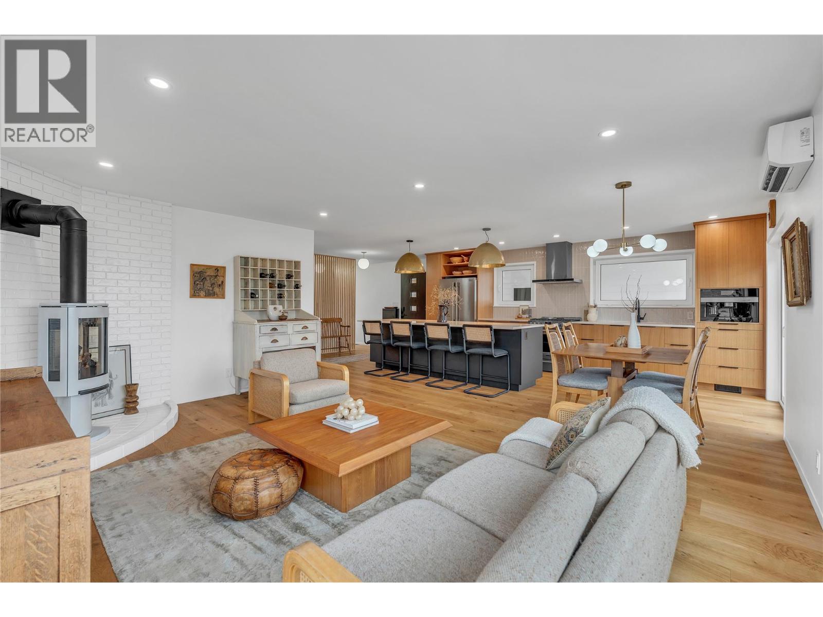 5100 Wilson Road, Summerland