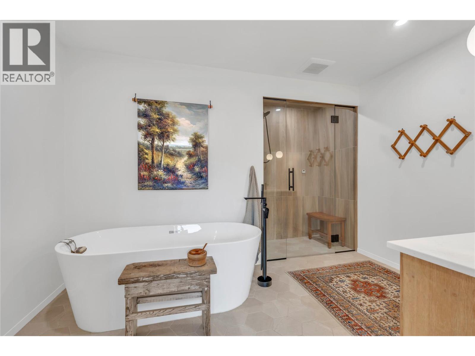 5100 Wilson Road, Summerland