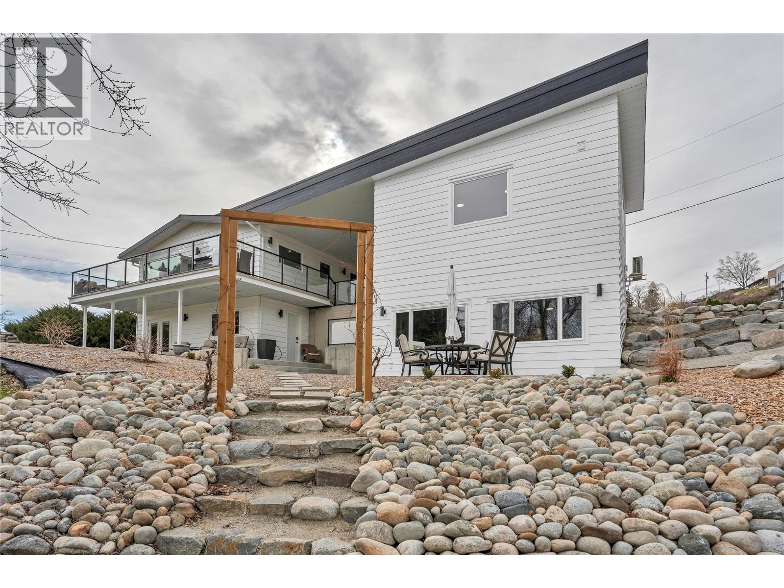 5100 Wilson Road, Summerland