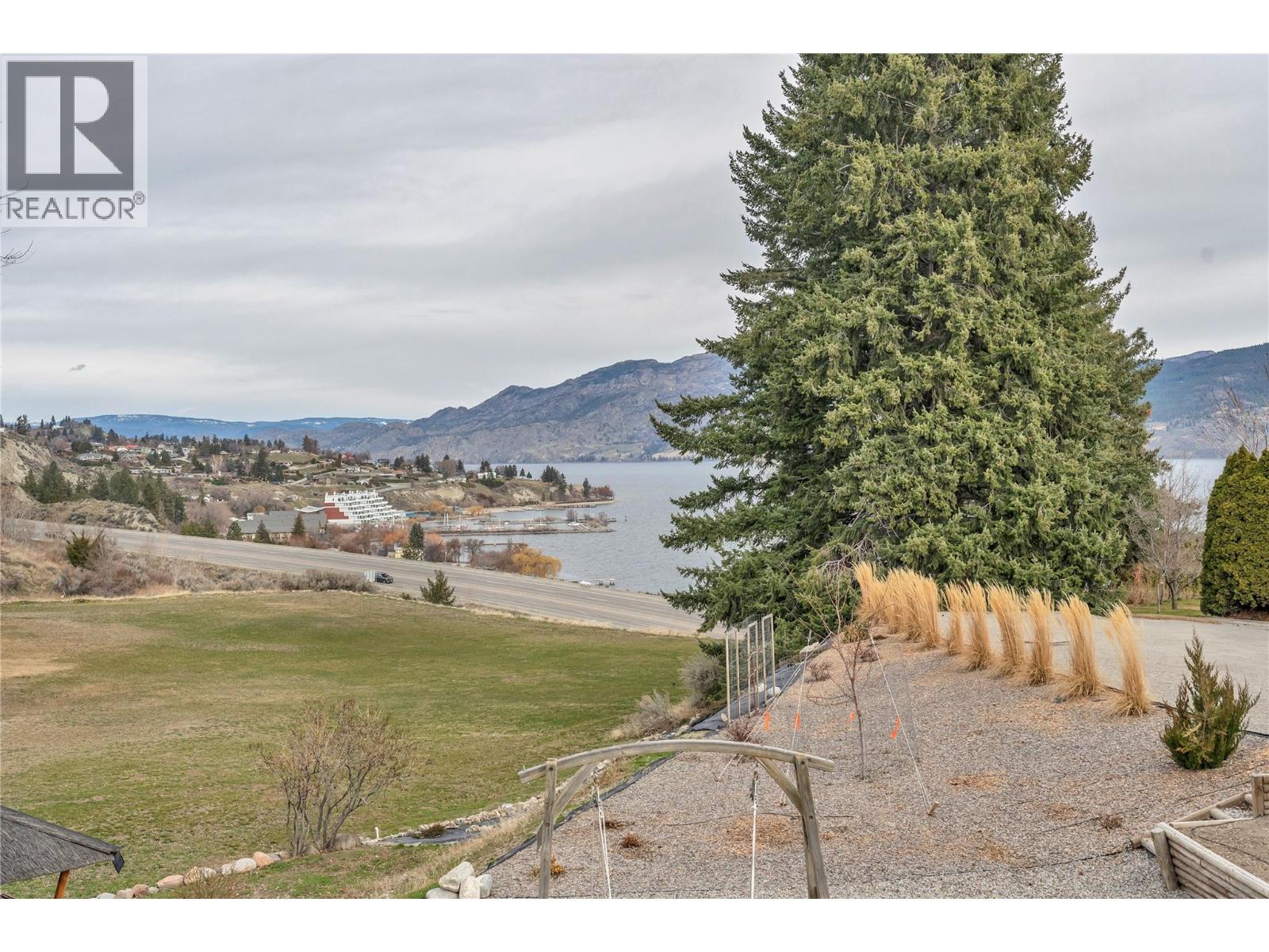 5100 Wilson Road, Summerland