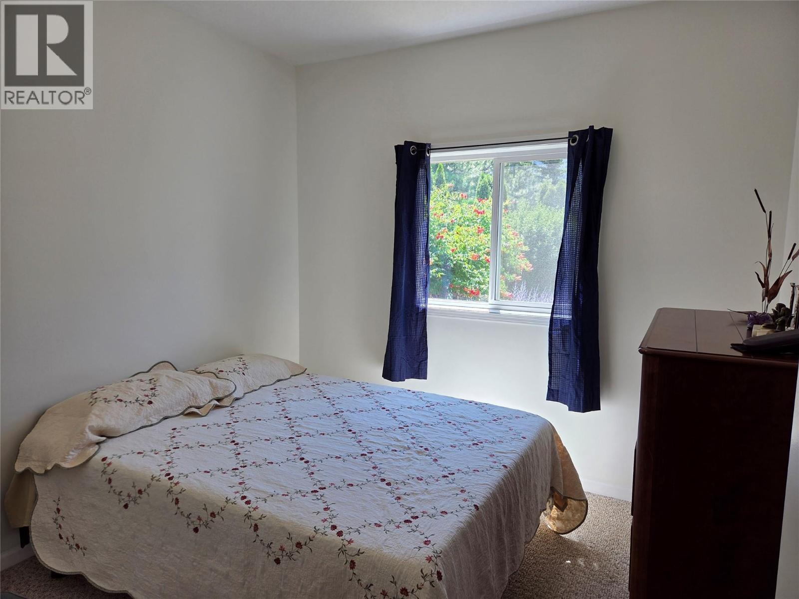 715 9th Avenue, Keremeos