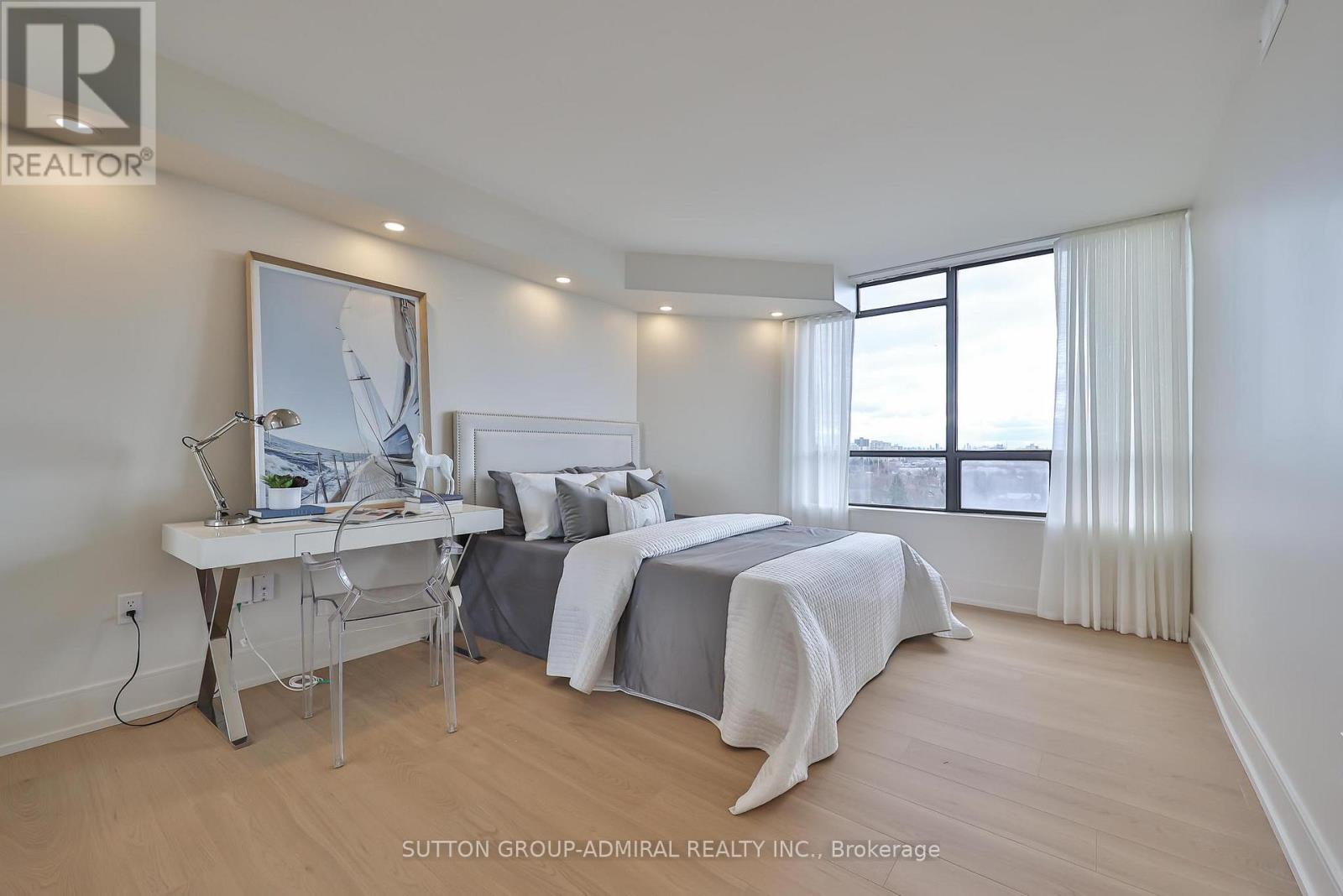 #1010 7420 BATHURST STREET - 34