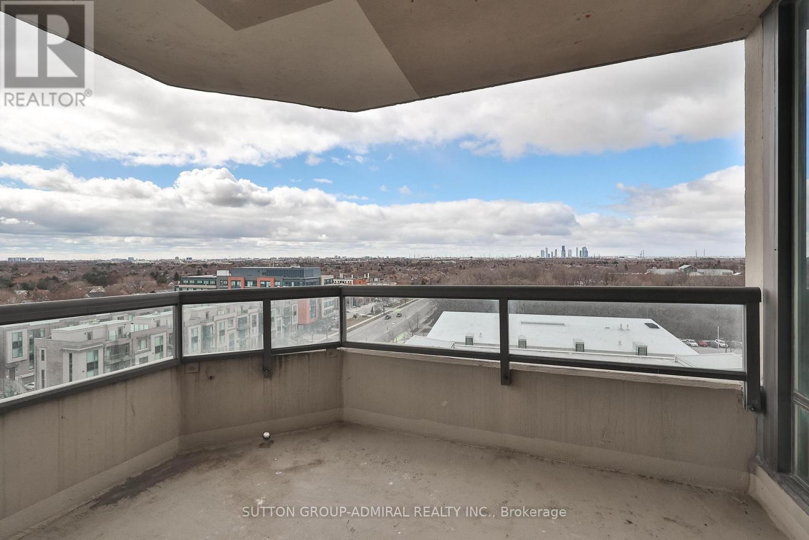 #1010 7420 BATHURST STREET - 38