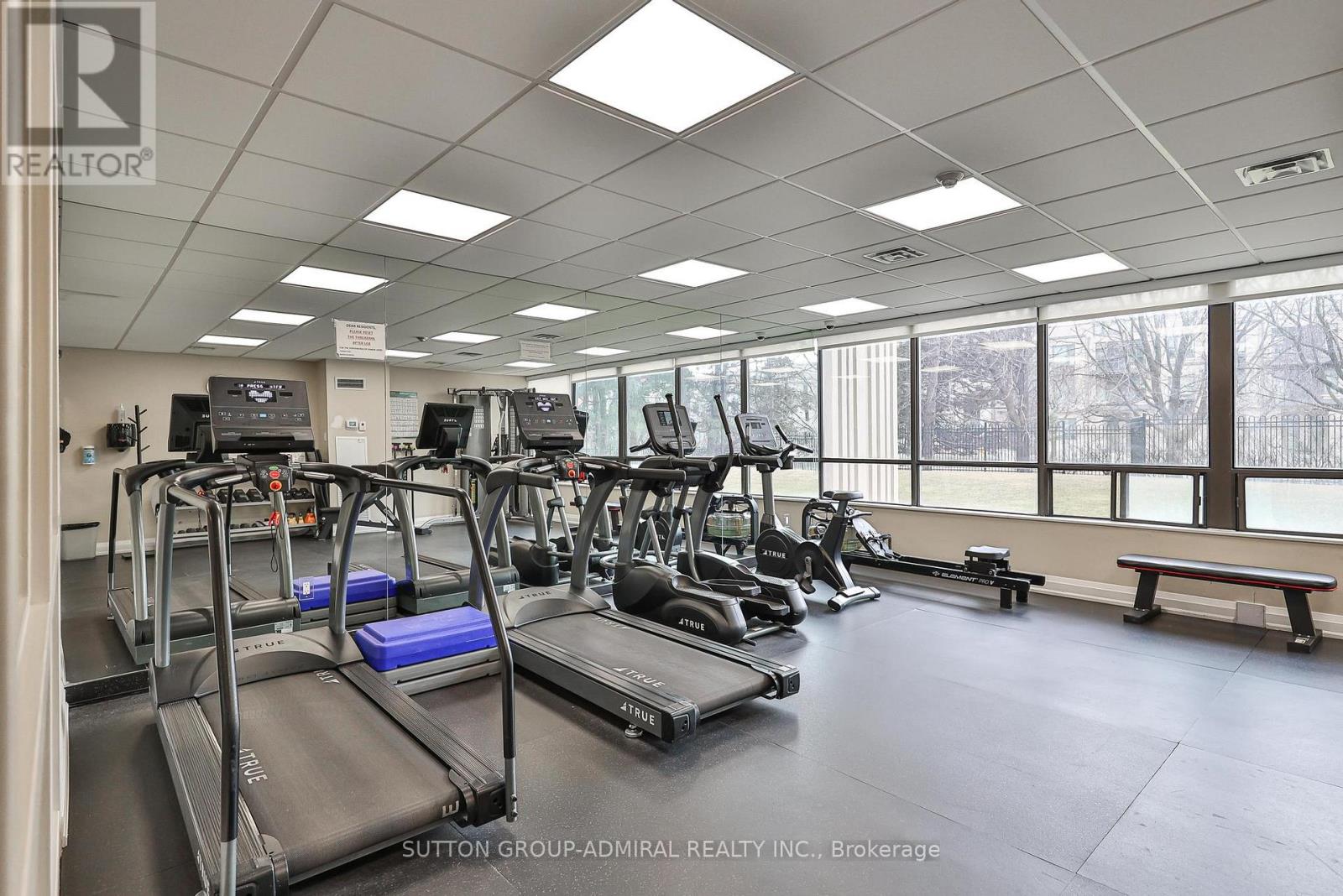 #1010 7420 BATHURST STREET - 45