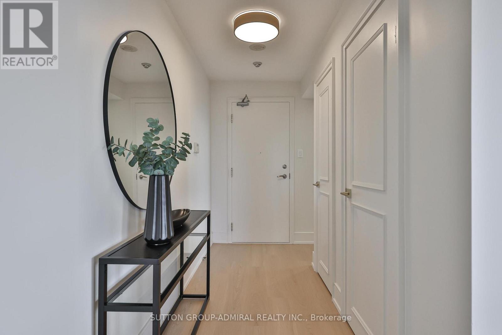 #1010 7420 BATHURST STREET - 7