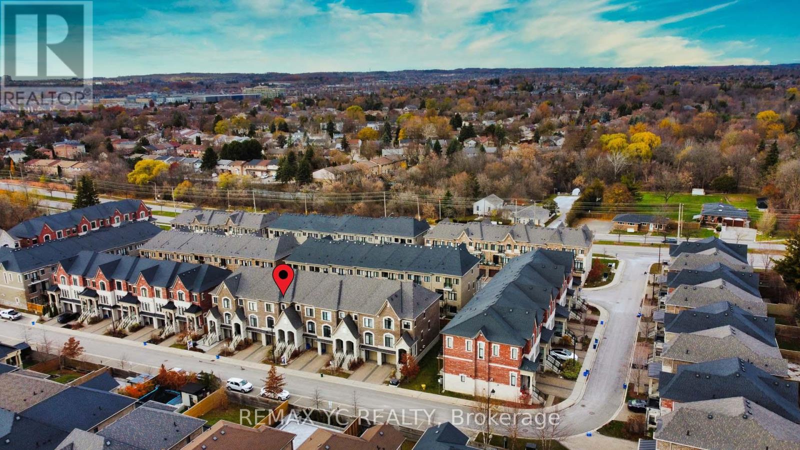33 DUNCOMBE LANE - 37