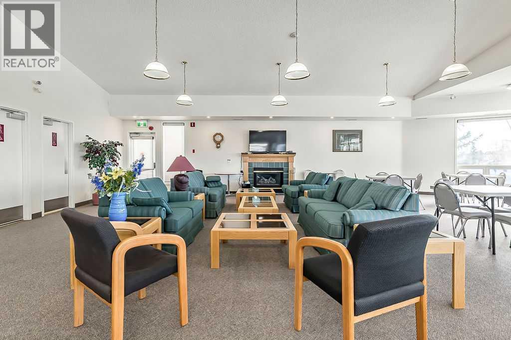 Single Family House for Sale in   Hawksbrow Point NW Hawkwood Calgary 