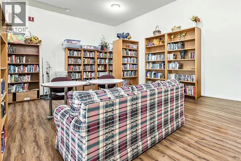 Single Family House for Sale in   Hawksbrow Point NW Hawkwood Calgary 