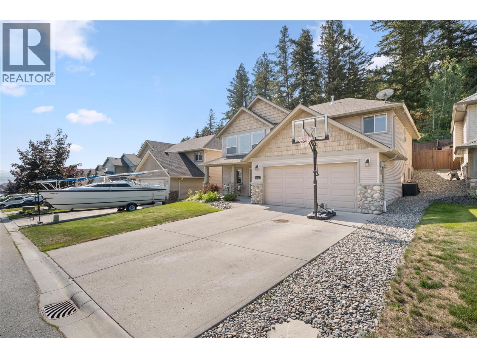 2572 WILLOWBRAE Court, Kamloops