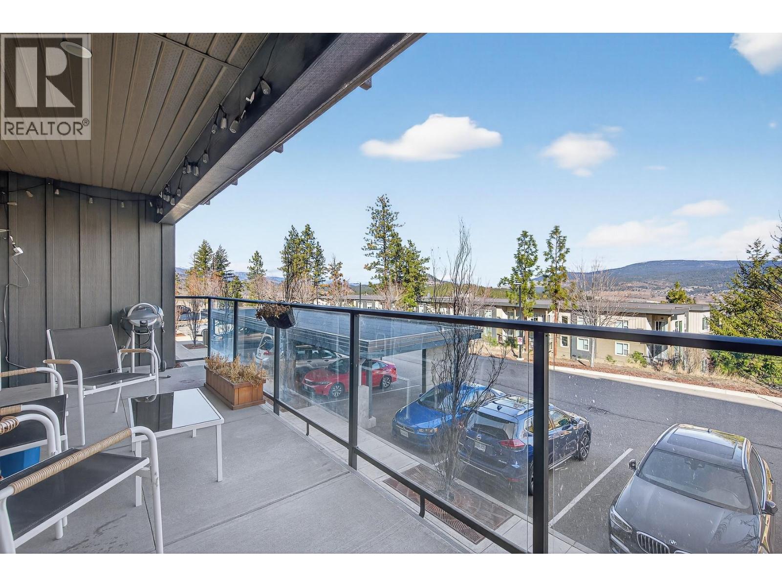 116 883 Academy Way, Kelowna