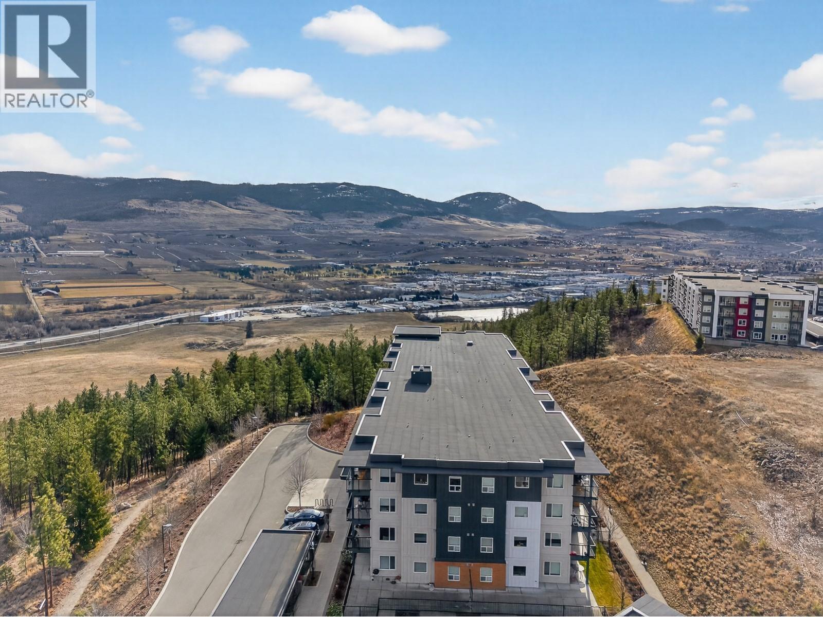 116 883 Academy Way, Kelowna