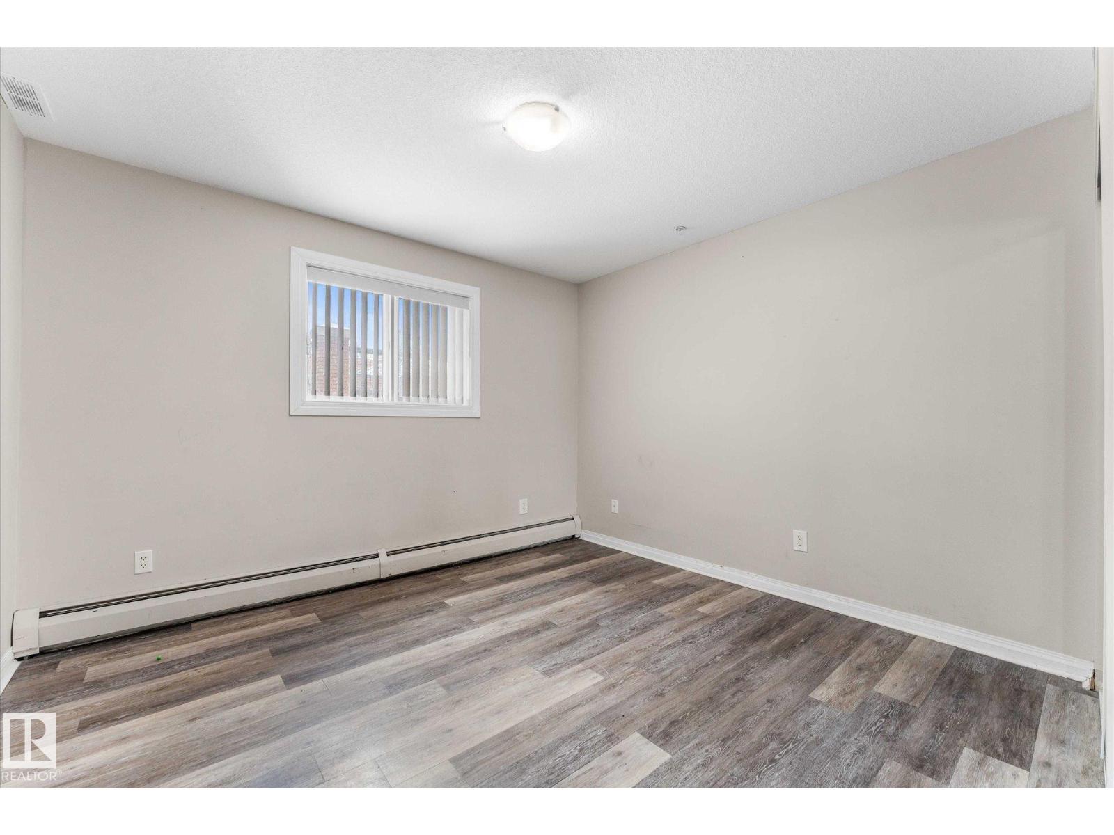 #112 9945 167 ST NW - 15
