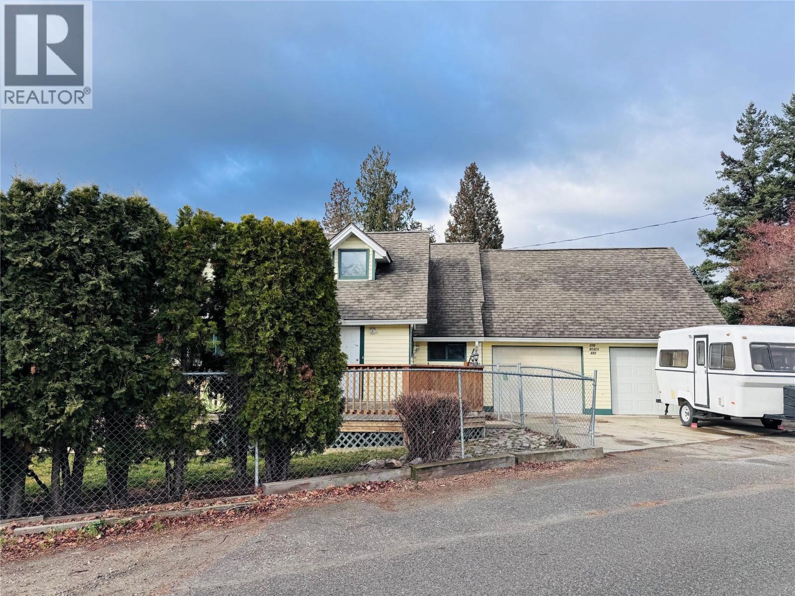 376 Beach Avenue, Kelowna