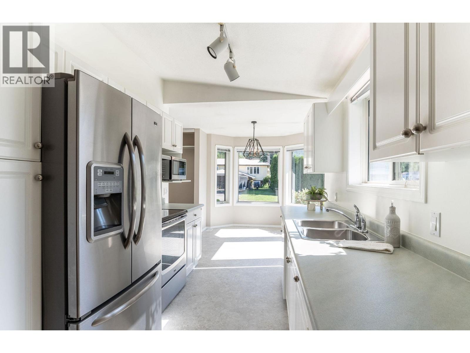 1017 Cottonwood Street, Revelstoke