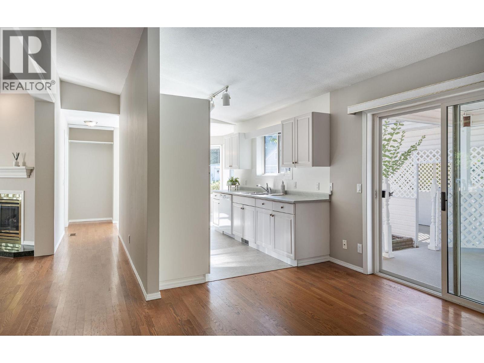 1017 Cottonwood Street, Revelstoke