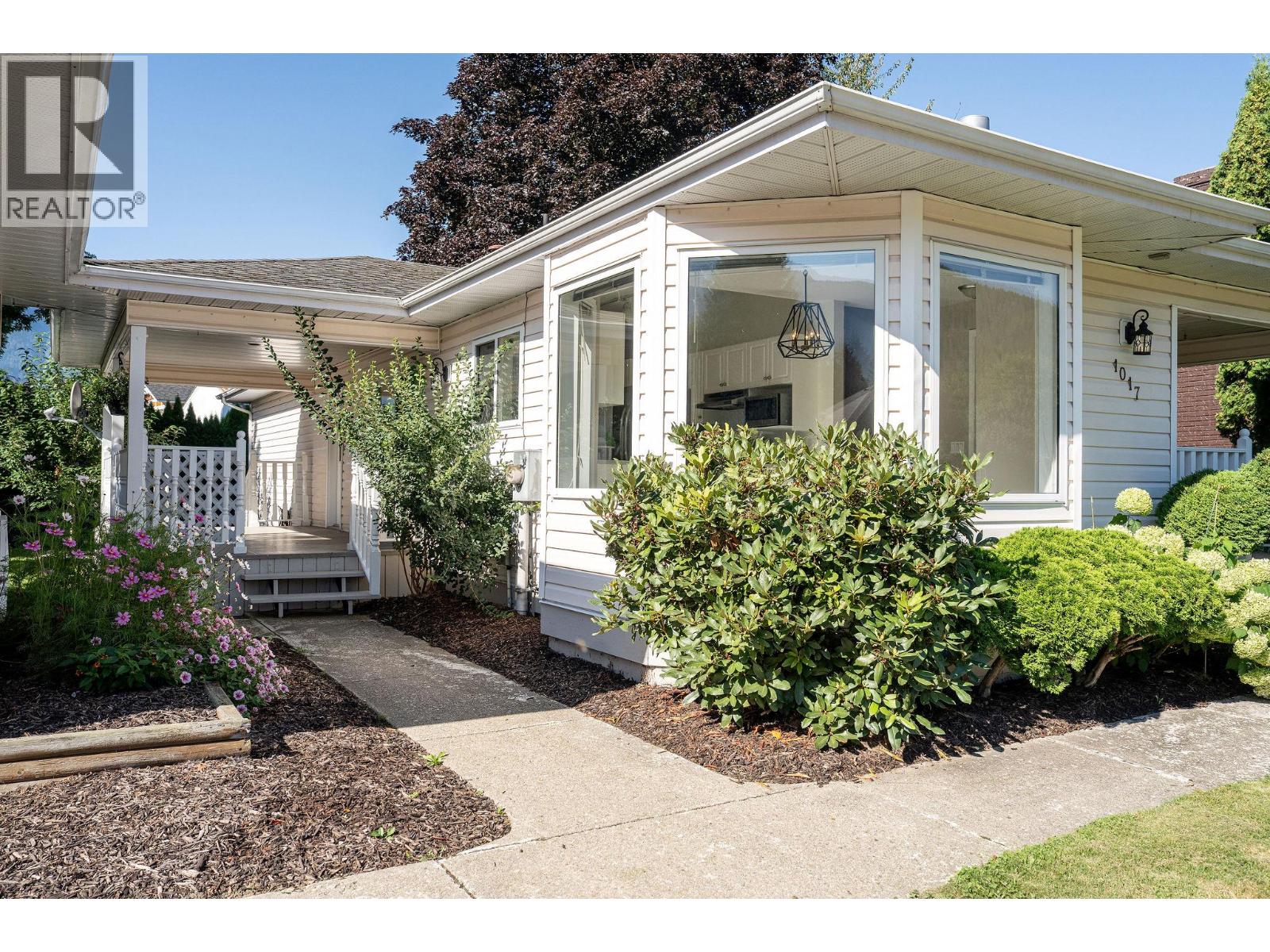 1017 Cottonwood Street, Revelstoke