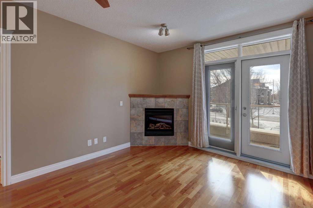 Single Family House for Sale in   Hemlock Crescent SW Spruce Cliff Calgary 