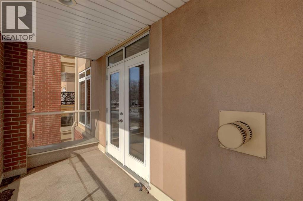 Single Family House for Sale in   Hemlock Crescent SW Spruce Cliff Calgary 