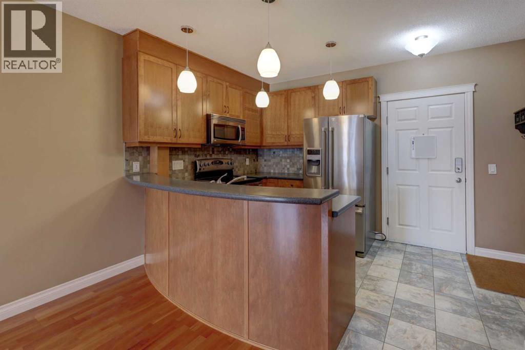 209, 8 Hemlock Crescent SW, Calgary, Alberta