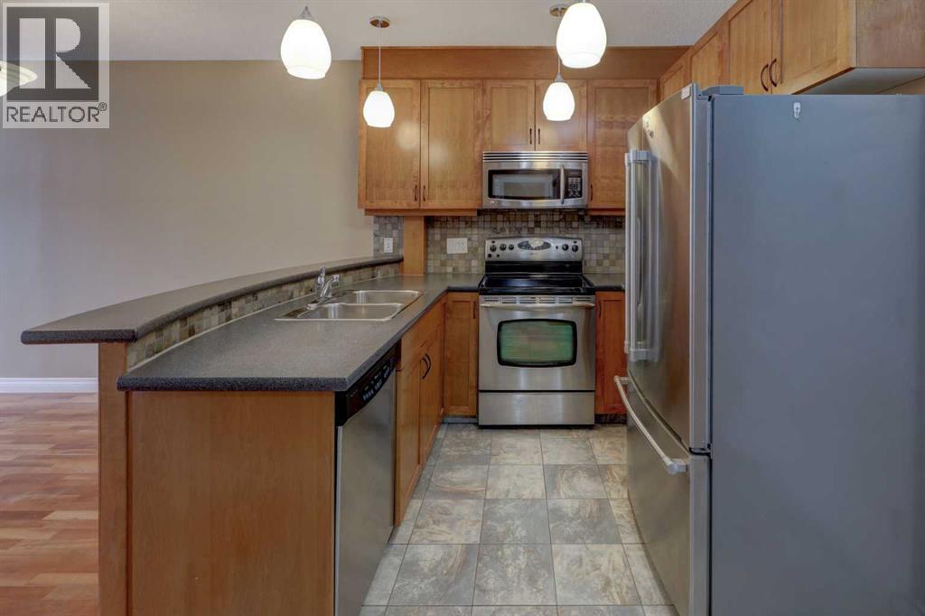 Single Family House for Sale in   Hemlock Crescent SW Spruce Cliff Calgary 