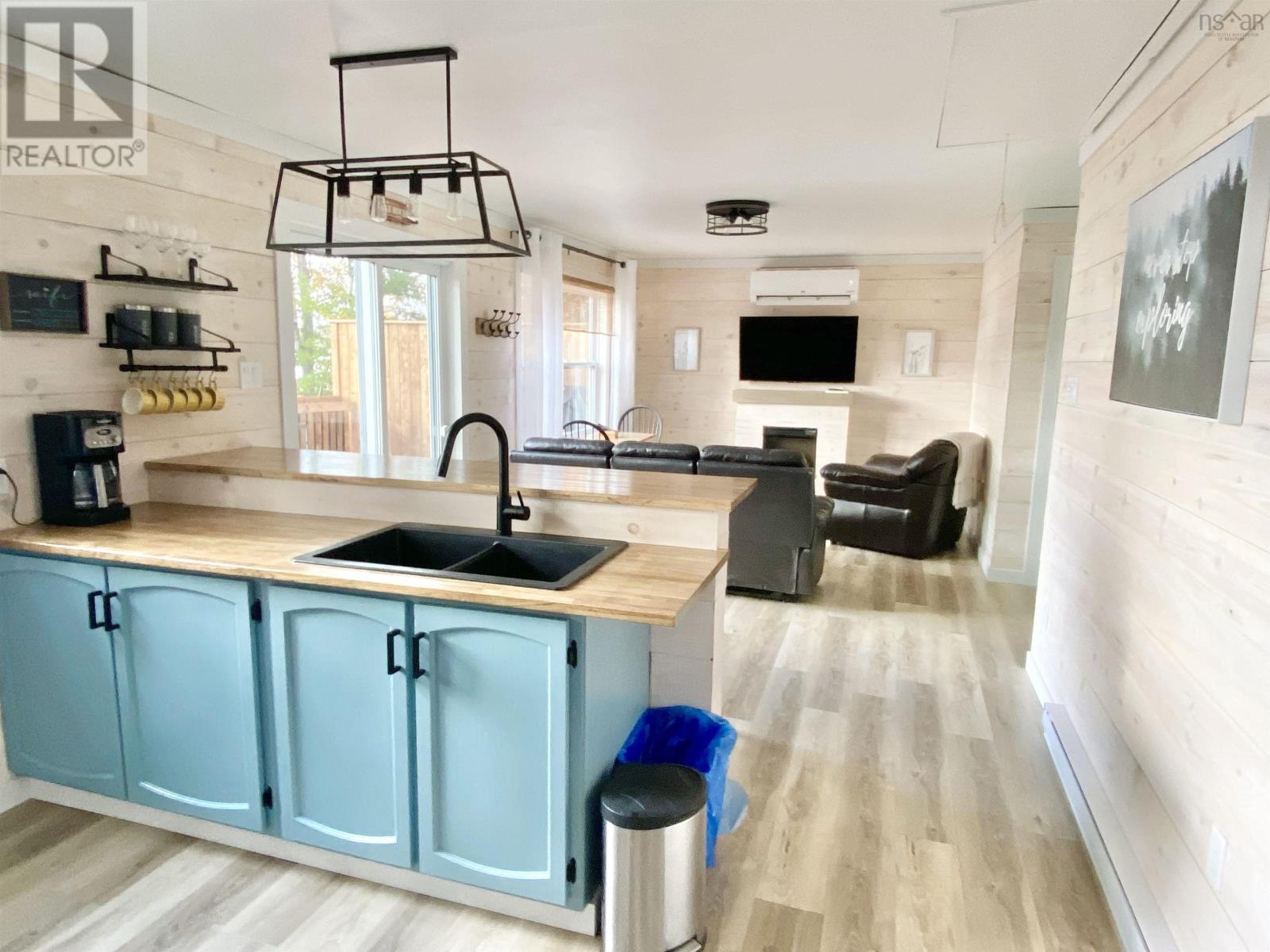 Property 22 of 34 of 195 Falkenham Road